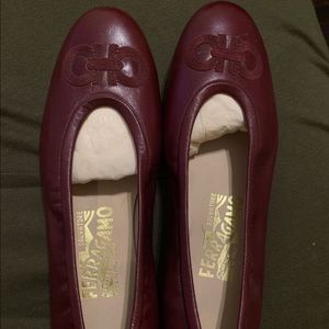 Salvatore ferragamo flats
